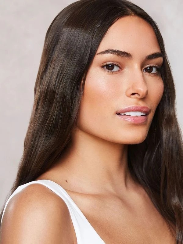 Esabela Eva profile photograph