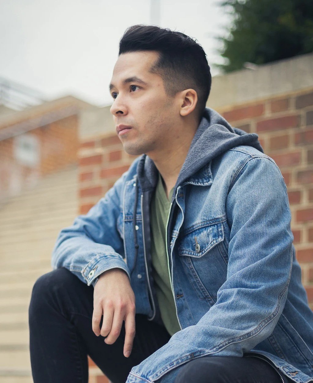 Joey Hernandez profile photograph